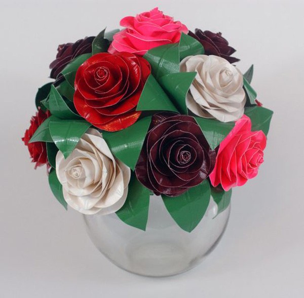 làm lọ hoa hồng băng dính