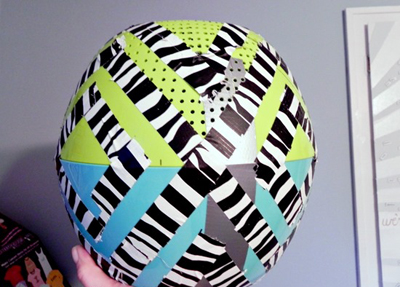 sáng tạo đèn ngủ từ băng dính