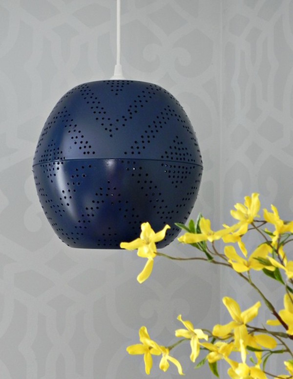 sáng tạo đèn ngủ từ băng dính và bát nhựa