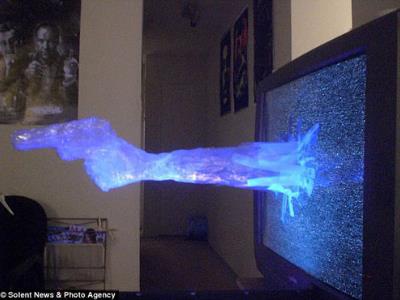 Nghệ thuật trong suốt và kết dính